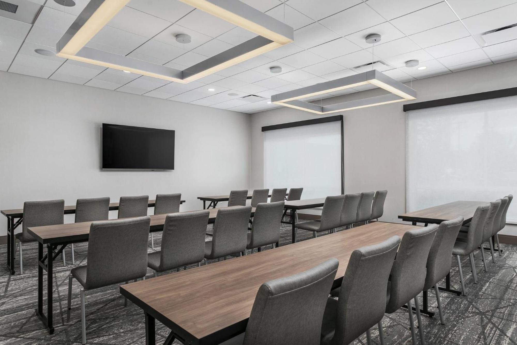 Holiday Inn Express Chattanooga - Hamilton Place Экстерьер фото
